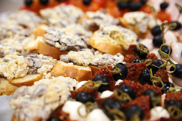 fingerfood appetizers on the plate