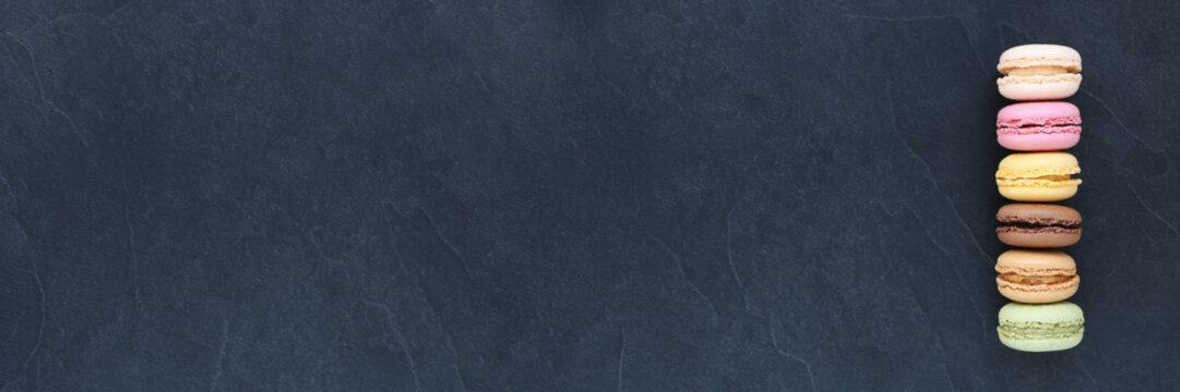 Macarons sur ardoise, carte , menu