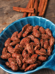 Sweet roasted almonds