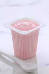 Berries french style yogurt