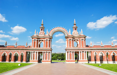 Fototapeta na wymiar Moscow, Russia. Arch gallery - decorative building in Tsaritsyno park