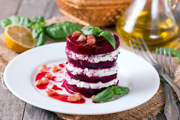 Beet salad with pears and curd, food