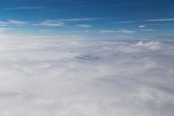 Naklejka premium Scenic beautiful cloudscape view from plane window