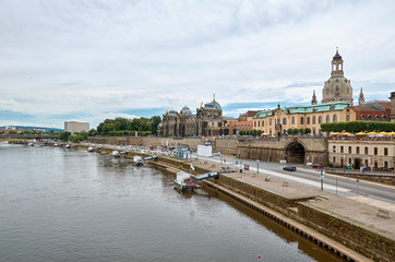 Fototapeta premium Elbe River in Dresden