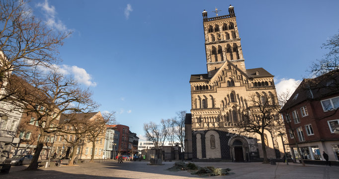quirinus cathedral neuss germany