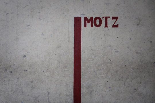 linea corta en el fronton