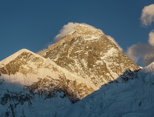Mount Everest (8848 m) at sunset (view from Kala Patthar) - Nepal, Himalayas