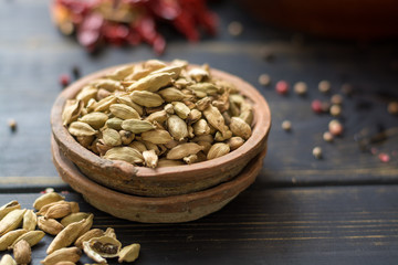Raw Organic Cardamom Pods Ready to Use - ancient Ayurveda medicine
