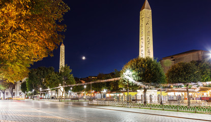 night view Obelisk at hippodrome in Istanbul - obrazy, fototapety, plakaty