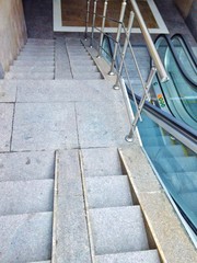 Rampant fails shown construction deffect or poor execution.