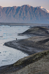 Drifting ice blocks as a result of climate change © Joe McUbed