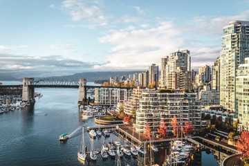 Downtown Vancouver at Fall in BC, Canada - obrazy, fototapety, plakaty