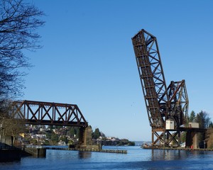 Fototapeta na wymiar Salmon Bay Train Bridge Raised