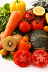 新鮮な野菜と果物　