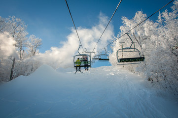 Beautiful ride going up the mountain. 2