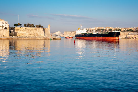 Large tanker leaving Grand Harbour, Valletta, Malta