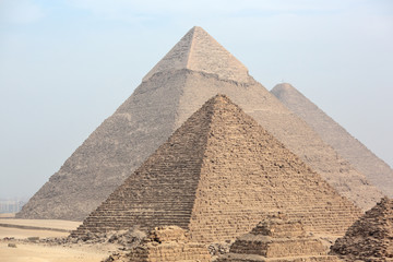 Fototapeta na wymiar Great Egyptian pyramids in Giza, Cairo