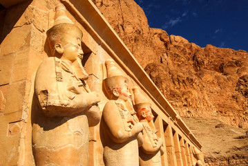 Hatschepsut Tempel in Luxor © dietwalther