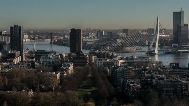 Rotterdam uitzicht vanaf Euromast op rivier en stad timelapse