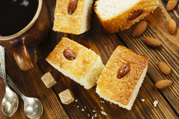 Semolina pie with coconut
