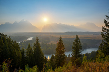 Sunrays shining over Snake River 