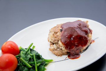 家庭のハンバーグ