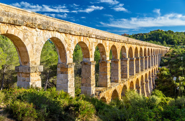 Les Ferreres Aqueduct, also known as Pont del Diable - Tarragona, Spain - obrazy, fototapety, plakaty