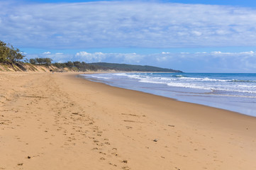 Fototapeta na wymiar Secluded beach in Agnes Water, Queensland, Australia