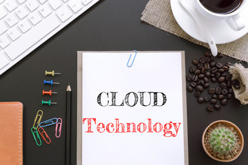 Text Cloud Technologe on white paper background / business concept