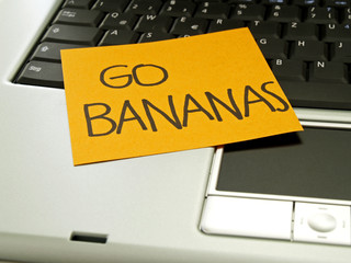 Memo note on notebook, go bananas