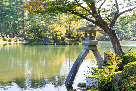 Japanese garden and stone lantern