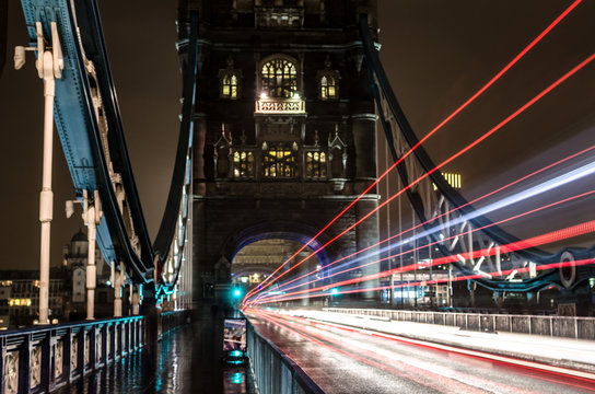 Buses on Tower Bridge