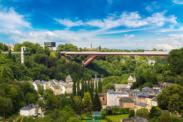 Modern Red bridge in Luxembourg - obrazy, fototapety, plakaty
