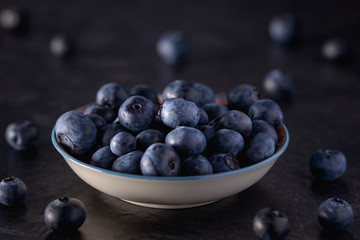 Fresh blueberries in a bowl