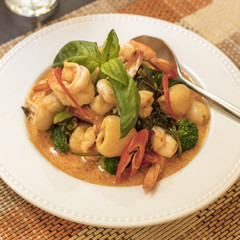 Chu-chi khung lichi, Thai dish with shrimps