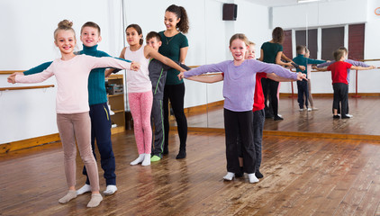 Fototapeta premium children dancing tango