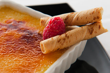 Baked Flan with raspberries  - 133010207