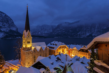 Winterabend in Hallstatt