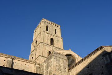 Fototapeta na wymiar Bell tower of Romanesque Cathedrale Saint-Trophime of Arles, France