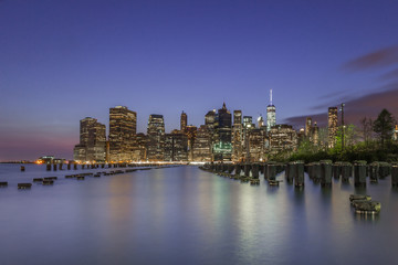 Fototapeta na wymiar New York Skyline brooklyn view long exposure