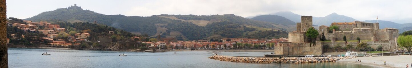 Fototapeta na wymiar Panorama of Collioure France