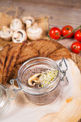 Mushroom mousse with toast