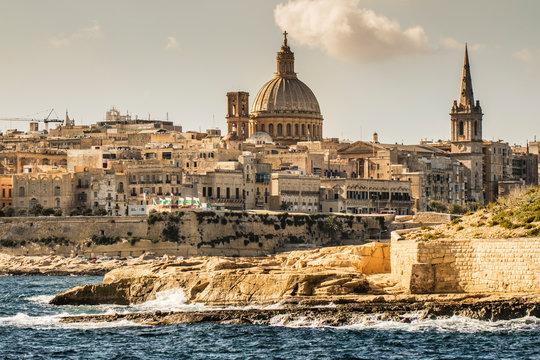รูปภาพValetta – เลือกดูภาพถ่ายสต็อก เวกเตอร์ และวิดีโอ11,123 | Adobe Stock