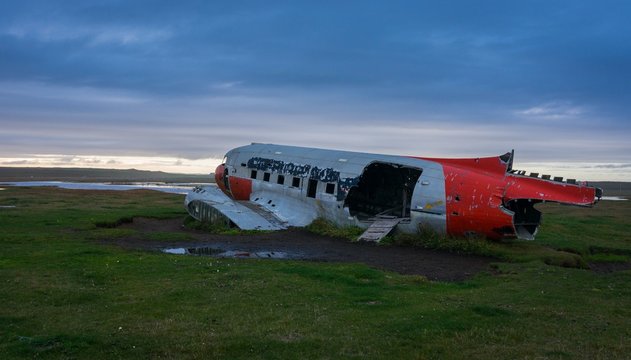 Isl&auml;ndisches Flugzeugwrack