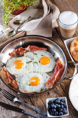 Frühstück Tisch Spiegelei 