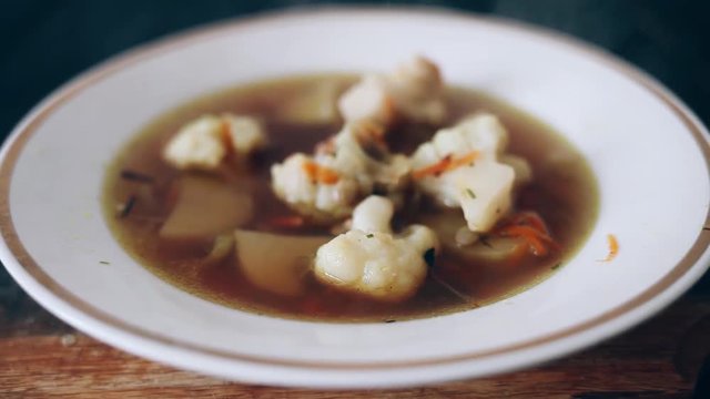 Hot soup. Soup vegetarian. The Asian kitchen. Soup Chechevichi and cauliflower 

