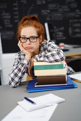 studentin hat keine lust zu lernen