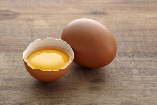 Eggs 4