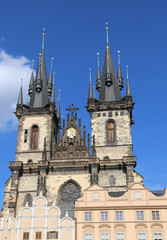 Fototapeta na wymiar Church of Our Lady before Tyn from Old Town Square in Czech Repu