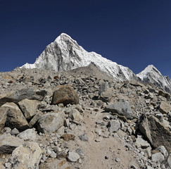 Pumori and Lingtren peaks (view from the moraine of the Khumbu) - Everest region, Nepal, Himalayas